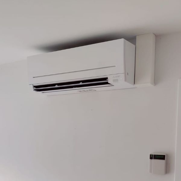 Airco-installatie-bollen-werm