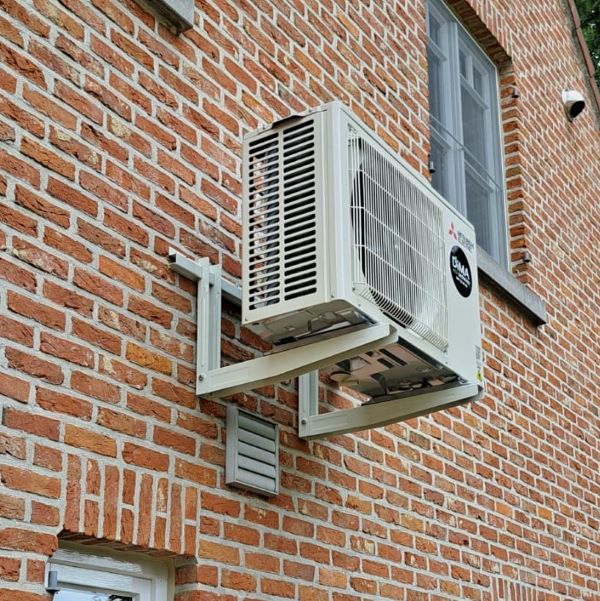 Airco-installatie-bollen-werm