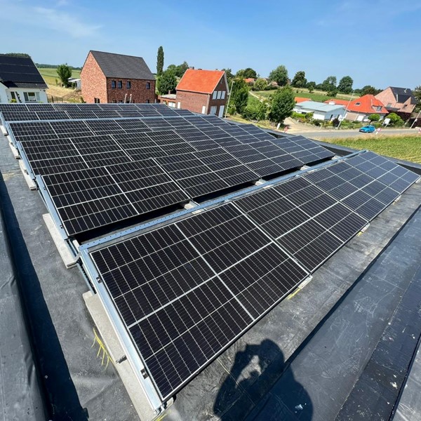 Zonnepanelen-installatie-vandermeulen-basteyns-boutersem